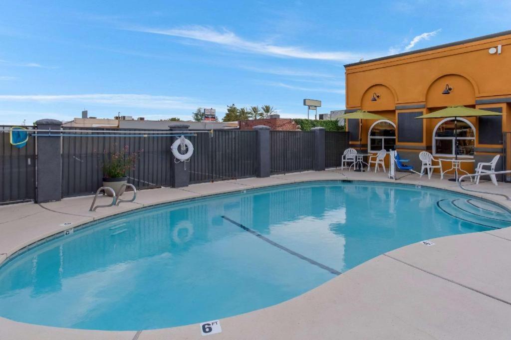 Quality Inn Redding Near I-5 Exterior foto